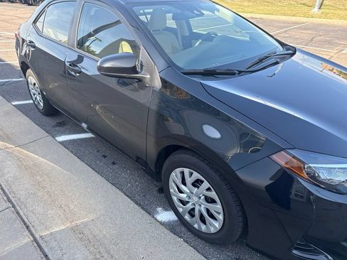 Used 2019 Toyota Corolla LE FWD image 5