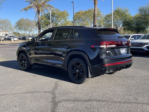 New 2026 Volkswagen Atlas Cross Sport SEL R-Line image 2