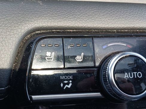 Used 2024 Honda Pilot Elite image 8