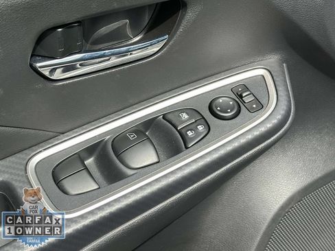 Used 2025 Nissan Versa SR w/ Trunk Package FWD image 17