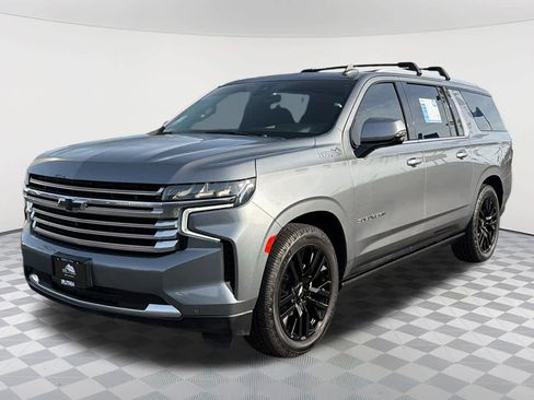 Used 2021 Chevrolet Suburban High Country image 1