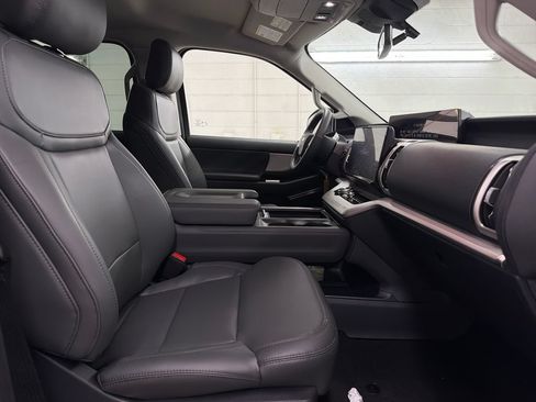 New 2027 Ford Expedition Active RWD image 28