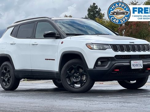 Used 2024 Jeep Compass Trailhawk image 1