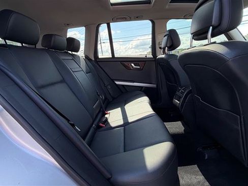 Used 2012 Mercedes-Benz GLK 350 4MATIC image 41
