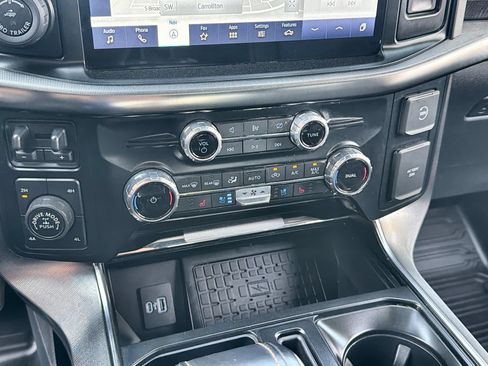 Certified 2023 Ford F150 Platinum w/ Equipment Group 701A High AWD/4WD image 19