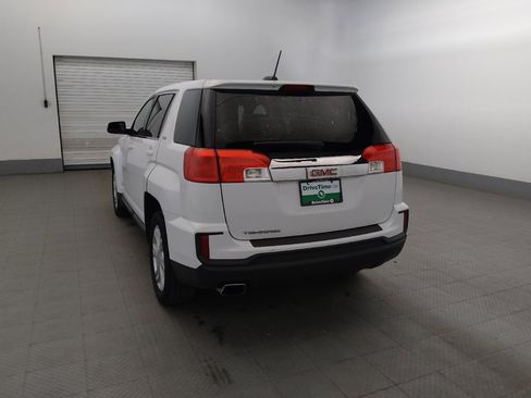 Used 2017 GMC Terrain SLE FWD image 6
