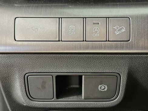 Used 2025 Hyundai Kona SE AWD/4WD image 17