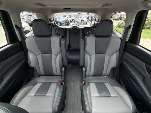 Certified 2023 Subaru Ascent Onyx Edition AWD/4WD image 22