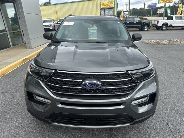 Certified 2023 Ford Explorer XLT w/ Equipment Group 202A RWD image 3