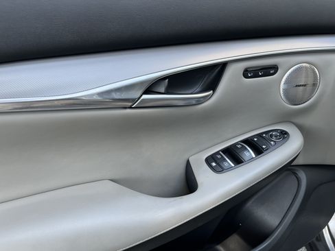 Certified 2023 INFINITI QX50 Luxe w/ Accent Package FWD image 12