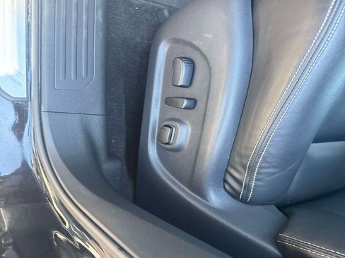 Used 2024 Nissan Murano SV AWD/4WD image 19