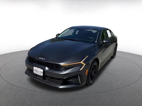 Used 2025 Kia K5 LXS image 8
