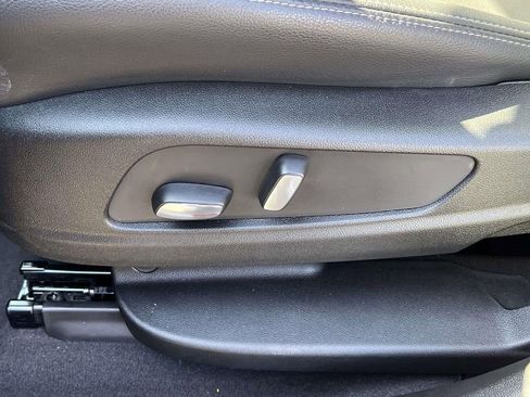 Used 2024 Cadillac XT6 Luxury image 20