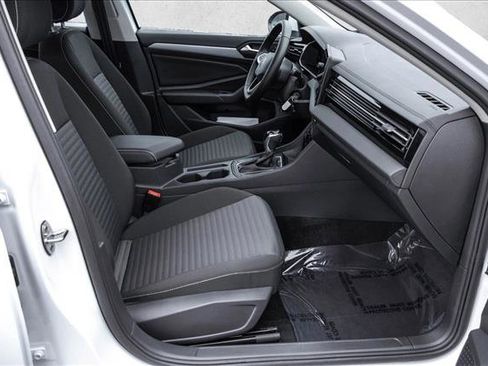 Used 2025 Volkswagen Jetta S image 23