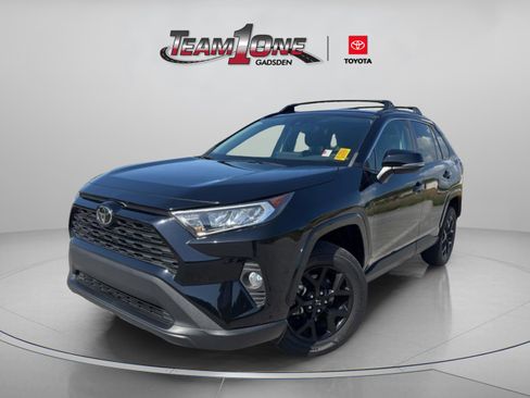 Used 2021 Toyota RAV4 XLE image 4