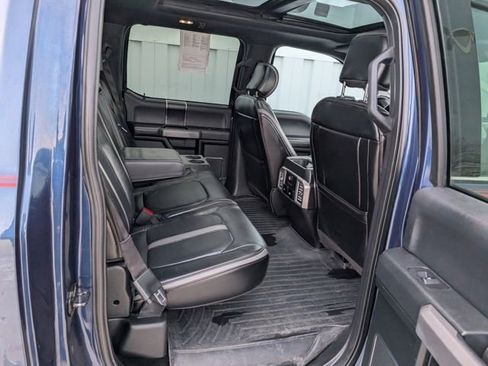 Used 2018 Ford F150 Platinum w/ Equipment Group 701A Luxury image 33