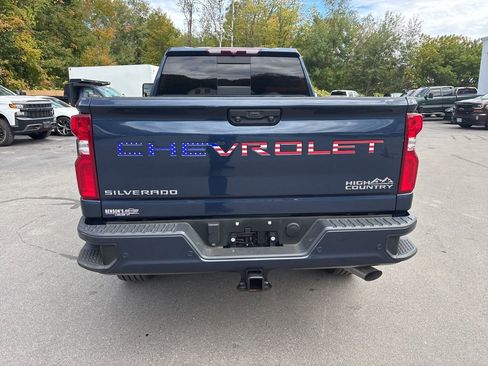 Certified 2022 Chevrolet Silverado 3500 High Country w/ Z71 Off-Road Package image 4