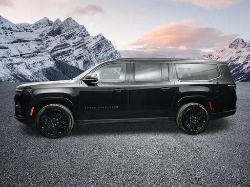 New 2026 Jeep Grand Wagoneer L Limited AWD/4WD image 2