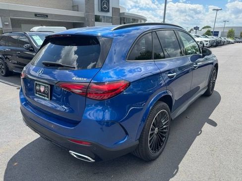 Used 2023 Mercedes-Benz GLC 300 4MATIC w/ AMG Line image 18