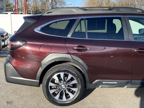 Used 2024 Subaru Outback Limited image 6
