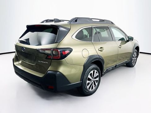 Certified 2024 Subaru Outback Premium AWD/4WD image 9