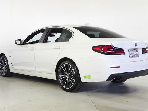 Certified 2023 BMW 530e 530e iPerformance w/ Convenience Package image 9