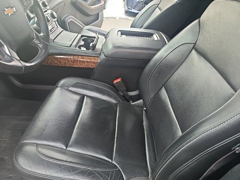 Used 2020 Chevrolet Tahoe Premier image 30