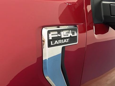 Used 2025 Ford F150 Lariat w/ Equipment Group 502A High AWD/4WD image 44