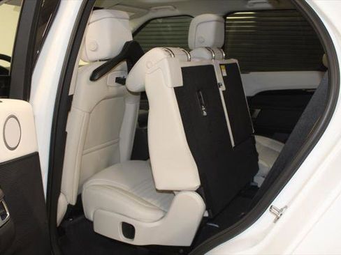 New 2026 Land Rover Discovery S AWD/4WD image 45