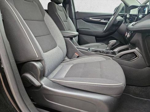 Used 2025 Chevrolet TrailBlazer LT AWD/4WD image 19