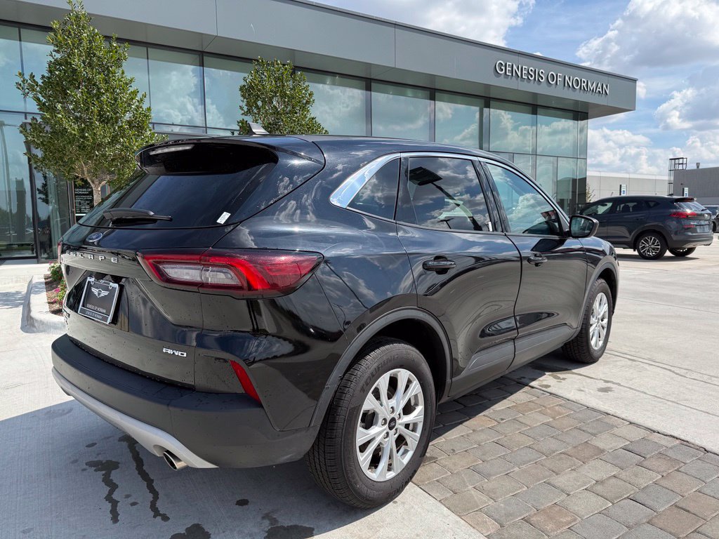 Used 2024 Ford Escape Active AWD/4WD image 23