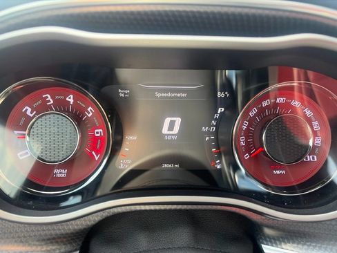 Used 2018 Dodge Challenger SRT Hellcat RWD image 12