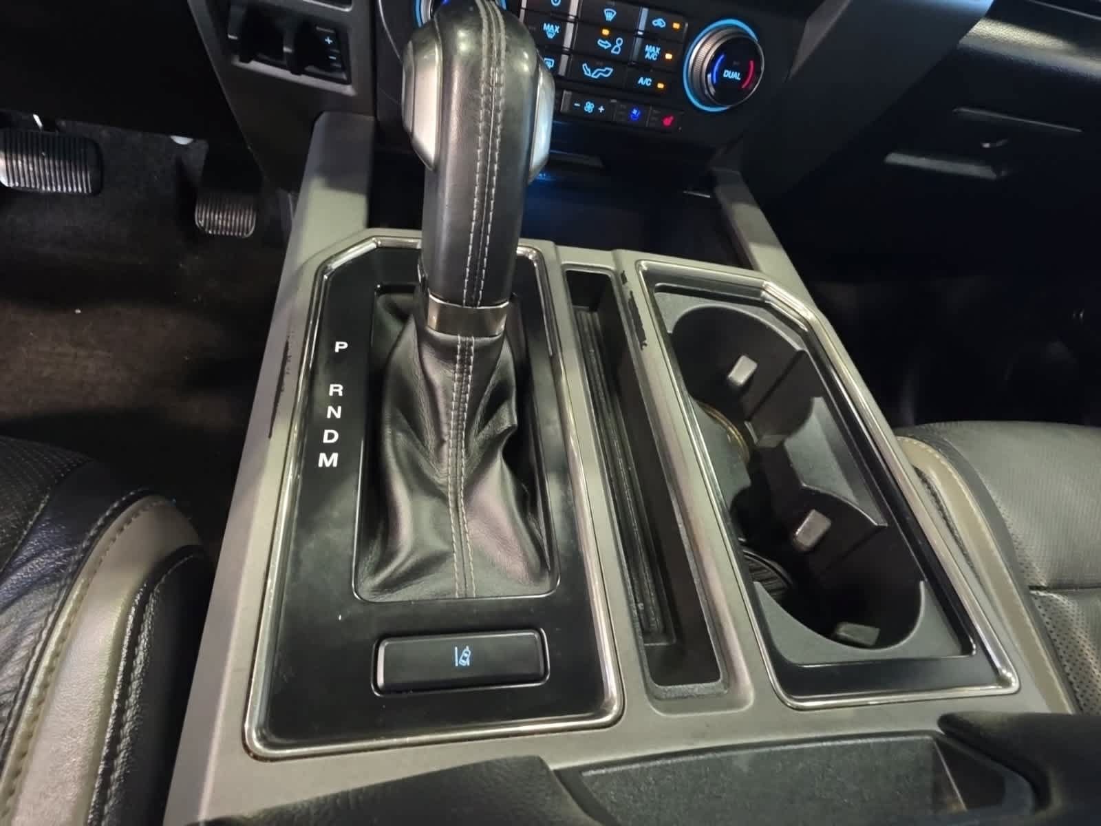 Used 2018 Ford F150 Raptor w/ Equipment Group 802A Luxury AWD/4WD image 32