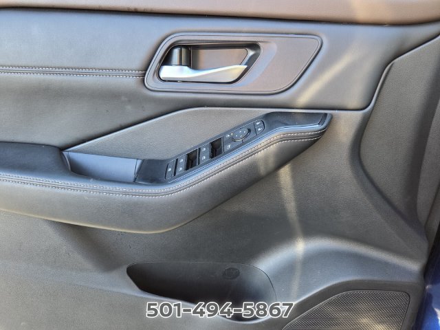 Used 2023 Nissan Rogue SV w/ SV Premium B Package FWD image 27