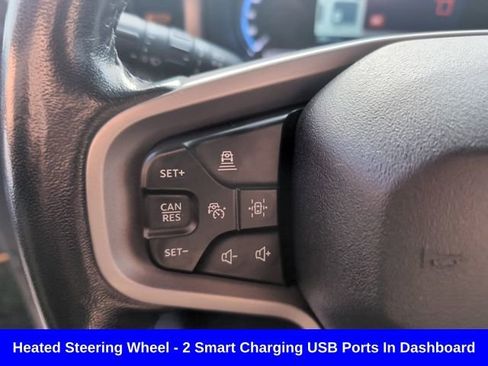 Used 2022 Ford Bronco Badlands image 16