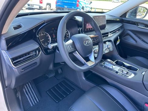 Certified 2025 INFINITI QX60 Pure image 16