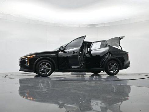 Used 2025 Kia K4 FWD image 54