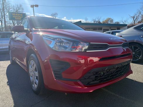 Used 2022 Kia Rio S image 3