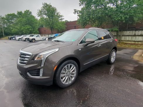 Used 2019 Cadillac XT5 Luxury AWD/4WD image 7