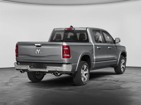 Used 2022 RAM 1500 Laramie AWD/4WD image 2