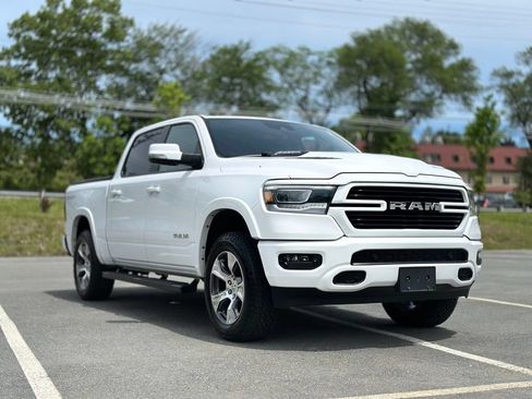 Used 2021 RAM 1500 Laramie w/ Sport Appearance Package AWD/4WD image 8