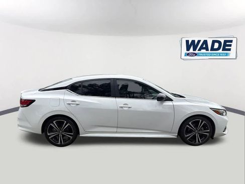 Used 2021 Nissan Sentra SR FWD image 4
