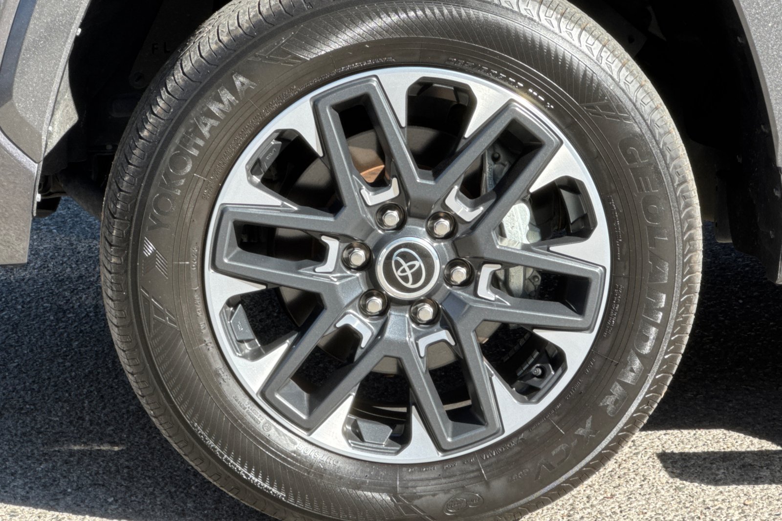 Used 2023 Toyota Tundra Limited AWD/4WD image 26