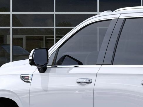 New 2026 GMC Yukon Elevation image 12