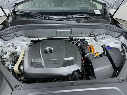 Used 2023 Volvo XC90 T8 Ultimate AWD/4WD image 33