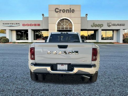 New 2026 RAM 3500 Tradesman AWD/4WD image 4