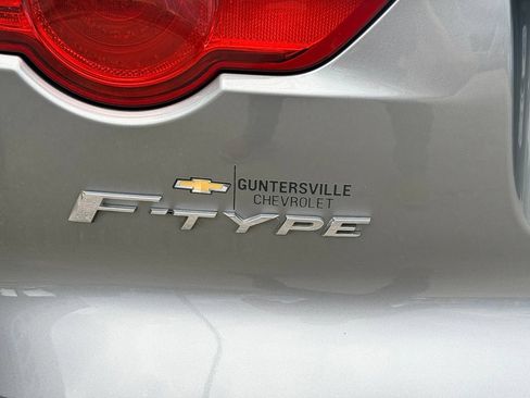 Used 2015 Jaguar F-TYPE S RWD image 19