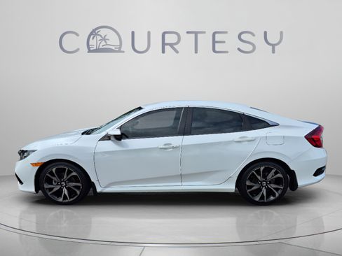 Used 2021 Honda Civic Sport image 2