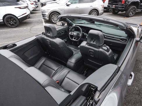 Used 2025 Ford Mustang Premium RWD image 36