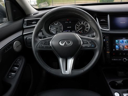 Used 2023 INFINITI QX50 Luxe FWD image 9